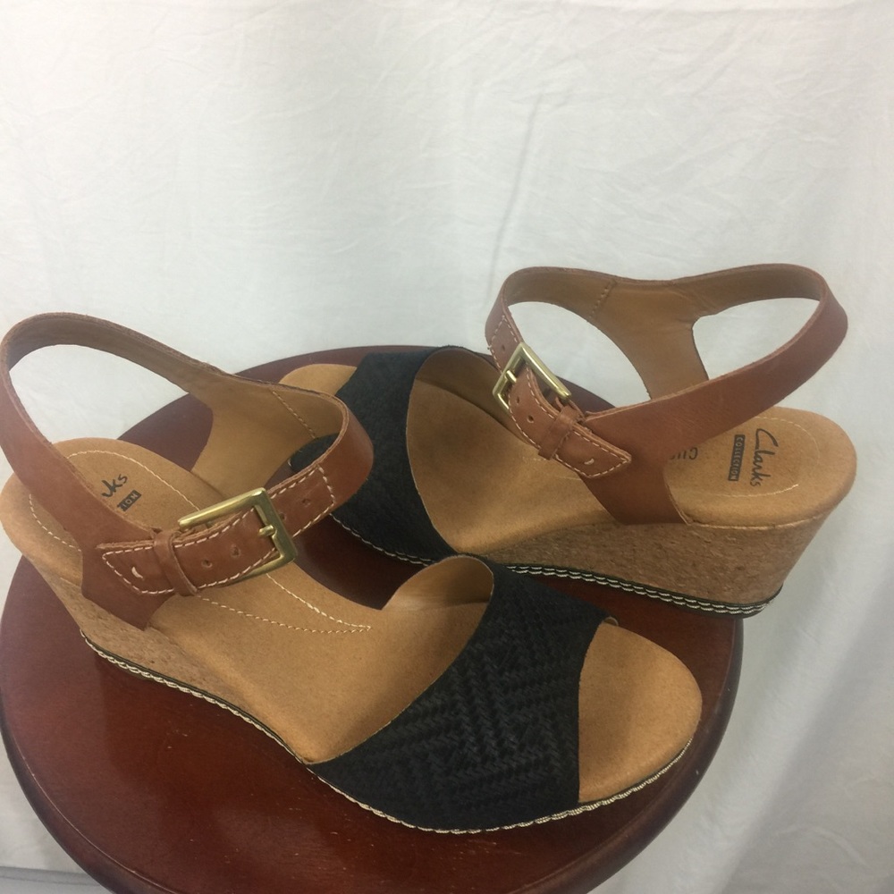 Clark’s collection wedge sandals brown black strap